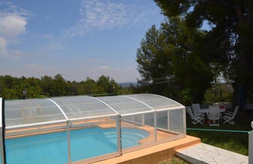 Venta del Moro House | Casa rural en Casas de Moya 'Casa del Pino Gori'