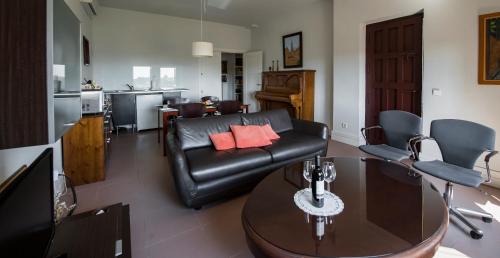 Province of Toledo Apartment | Casa Rural en Cigarral de Villamarta Toledo con piscina y WIFI