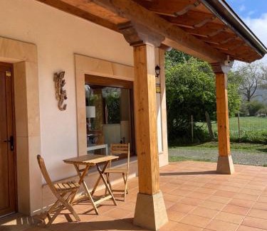 Salces Ski Chalet | Casa rural en Fontibre