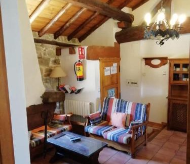Navarredonda de Gredos House | Casa Rural La Pontezuela Arriba