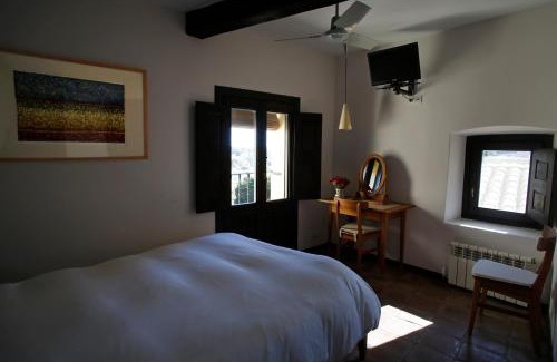 Cuacos de Yuste House | Casa Rural Hosteria Cantarranas