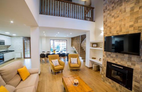 Galinduste House | Casa Rural: La Tarara
