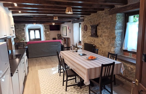 Iza House | Casa Rural Ttipiaenea Landetxea