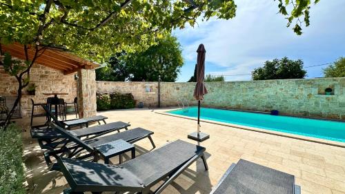 Buici Apartment | Casa Rustica