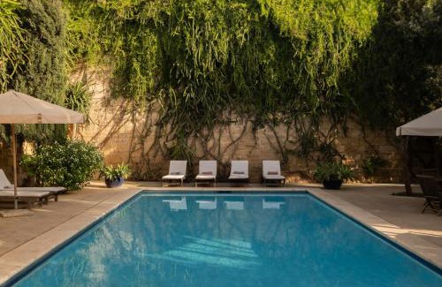 Ghaxaq Villa | CASA SAN ROCCO - Luxurious Grand 18th C. Palace with Gardens & Pool