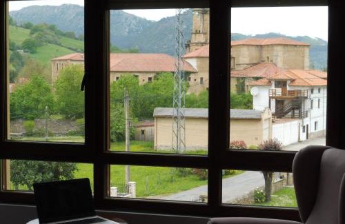 Iruz Apartment | Casa Santolaya