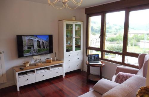 Iruz Apartment | Casa Santolaya