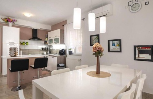 Oprtalj Villa | Casa Sara and Sasha near Motovun with private pool - pet friendly truffle paradise
