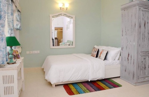 Dona Paula Apartment | Casa Sea-Esta, Beach view studio apt - Dona Paula