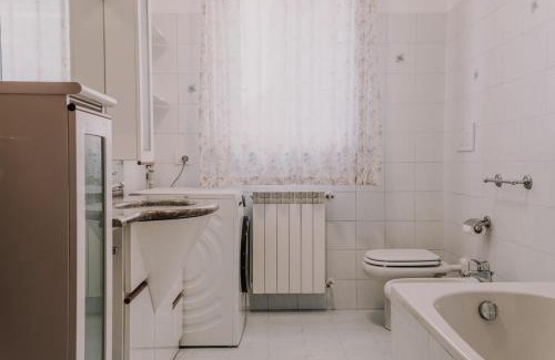 Quarto Cagnino Apartment | Casa Serena San Siro Free Garage &Wi-Fi