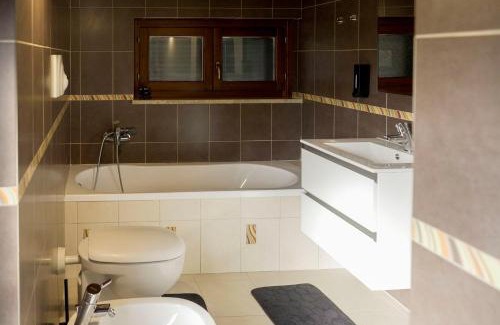 Pontecagnano Apartment | Casa Soele appartamento 106 m2, 2 camere da letto, 6 posti letto, parcheggio privato gratuito