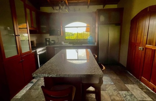 Las Lomas House | Casa Sol y Vista: Beautiful Views over the Jungle Canopy and Ocean!