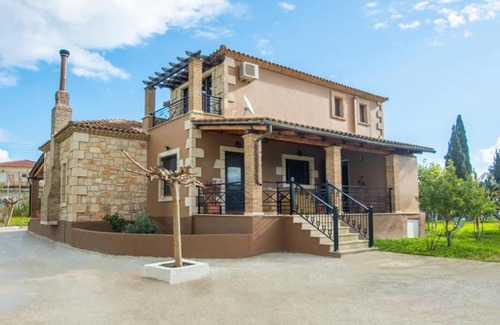 Gaitanion House | Casa Soleada