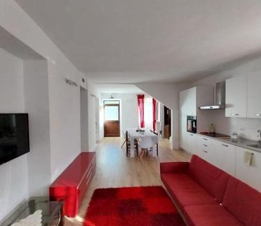 Civitella Messer Raimondo House | Casa sul lago - Appartamento Girasole, Parco della Majella