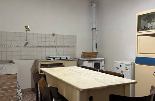 Villa Santo Stefano Apartment | Casa Torre Metabo - One Bedroom Apartment, Sleeps 6