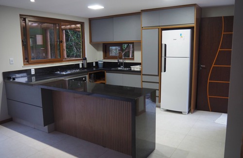 Acu da Torre House | Casa Tropical Praia do Forte