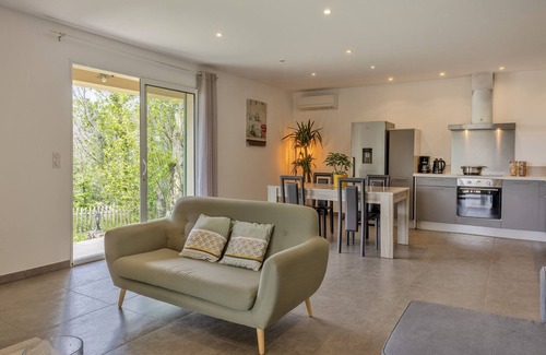 Barbaggio Apartment | Casa U Castagnettu, renovated apartment in the vineyards of Patrimonio