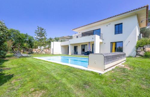 Palasca Villa | Casa Umbria - Villa climatisée avec piscine