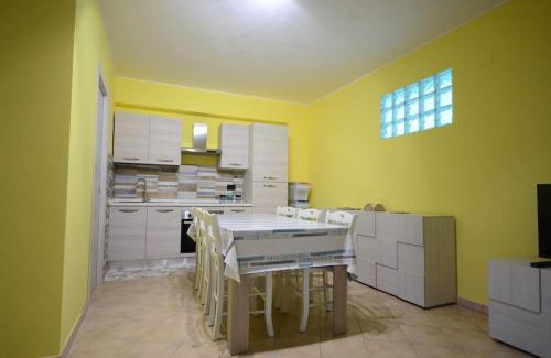 Barcellona Pozzo di Gotto Apartment | Casa Vacanza Donna Laura
