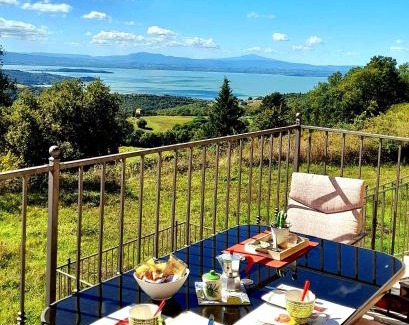 Castel Rigone House | Casa Vacanze La Perla del Lago