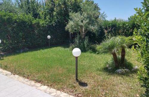 Campofelice di Roccella House | Casa Vacanze Villa Pomelia