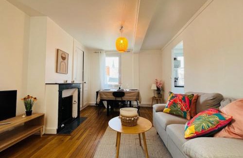 Downtown Angers Apartment | Casa Valdemaine