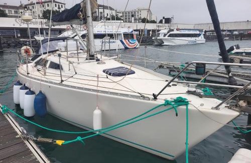 Ponta Delgada Boat Rental | Casa Veleiro SHALOM
