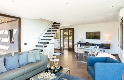 Gratteri Villa | Casa Victoria - Four Bedroom Villa, Sleeps 8