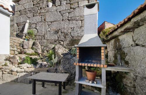 Cabril House | Casaesquerda Cinza