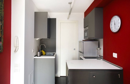 San Cristoforo Sul Naviglio Apartment | CASAGINKO - Cozy loft with garden in Milano nnn
