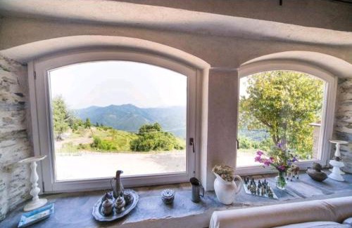Pieve di Teco Villa | Casale Maria Mafalda