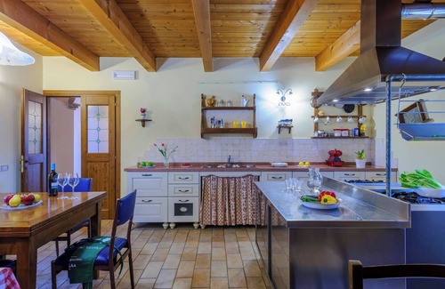 Cartoceto Villa | Casale Partemio 8 Marche Holiday Villas