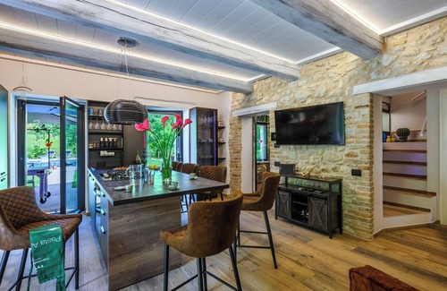 Sarnano Villa | Casalino Galassi 4&2 by Marche Holiday Villas