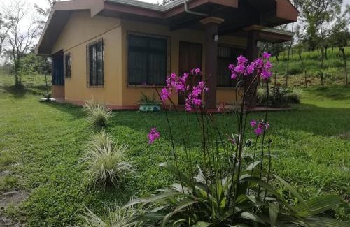 Monterrey House | Casas de Campo Las Pavitas Cottages "Red Frog"