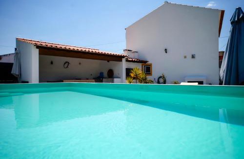 Barretos Villa | Casas de Marvão - Casa do Ribeiro