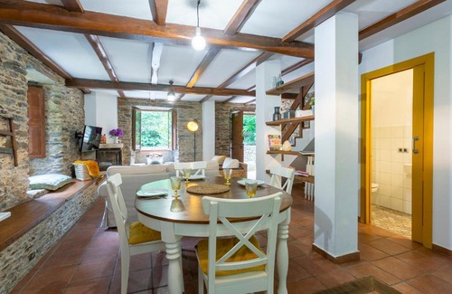 Medin House | Casas del Molino - Muiños do Mainzoso Turismo Rural
