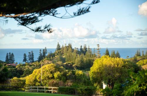 Norfolk Island Apartment | Cascade Garden Apartments