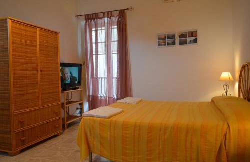 Lipari Historic Centre Apartment | Case Vacanze Arcobaleno