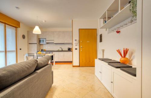 Cernusco sul Naviglio Apartment | CaseOspitali - Casa Oranis, bilocale nuovo con balcone perfetto per famiglie