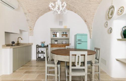 Old Town Cisternino Apartment | Casetta Wilma by Wonderful Italy