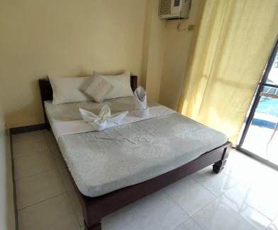 Manoc-Manoc Cabin | Casimero Pension House