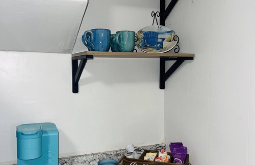 Crescent City Cottage | Casita By The Sea - walk to beach