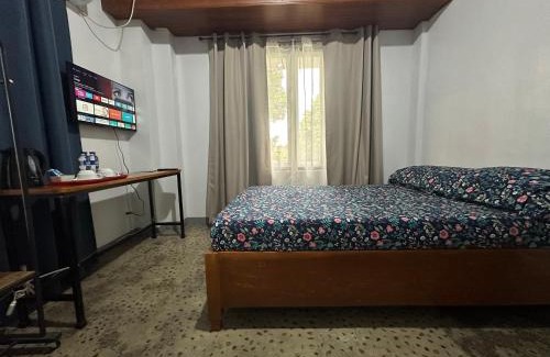 Legazpi House | Casita de Gloria Hometel