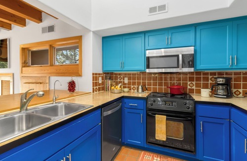 Nambe Pueblo House | Casita del Mirador - Well-Appointed Home w/Kiva Fireplace, Sunset Views, & Pool