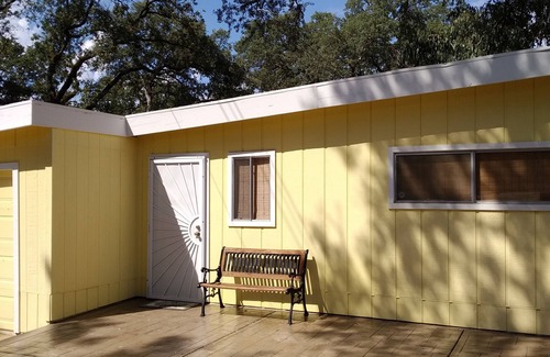 Lakeport Cottage | Casita Kristi for the traveling professional