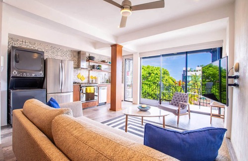 Colonia 5 de Diciembre Apartment | Casita Layla Summary: