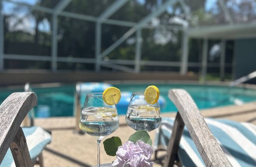 Fort Pierce Cottage | Casita Luna - Sunny boho retreat with a pool