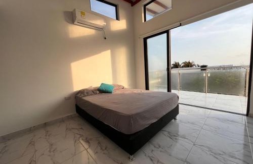 Santa Veronica Villa | Casita Madrigal