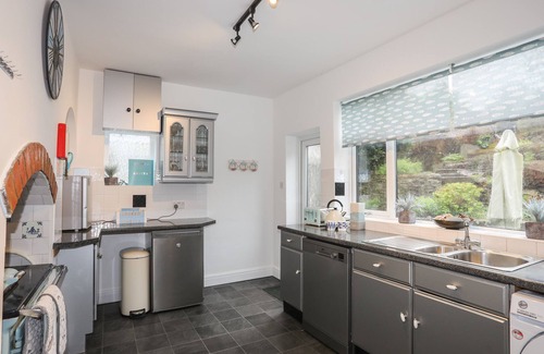 Benllech Cottage | CASITA, pet friendly, with open fire in Benllech