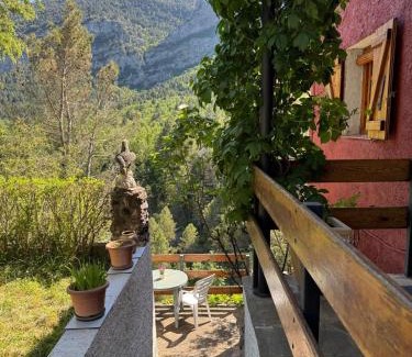 Salinas de Jaca Ski Chalet | Casita Salinas